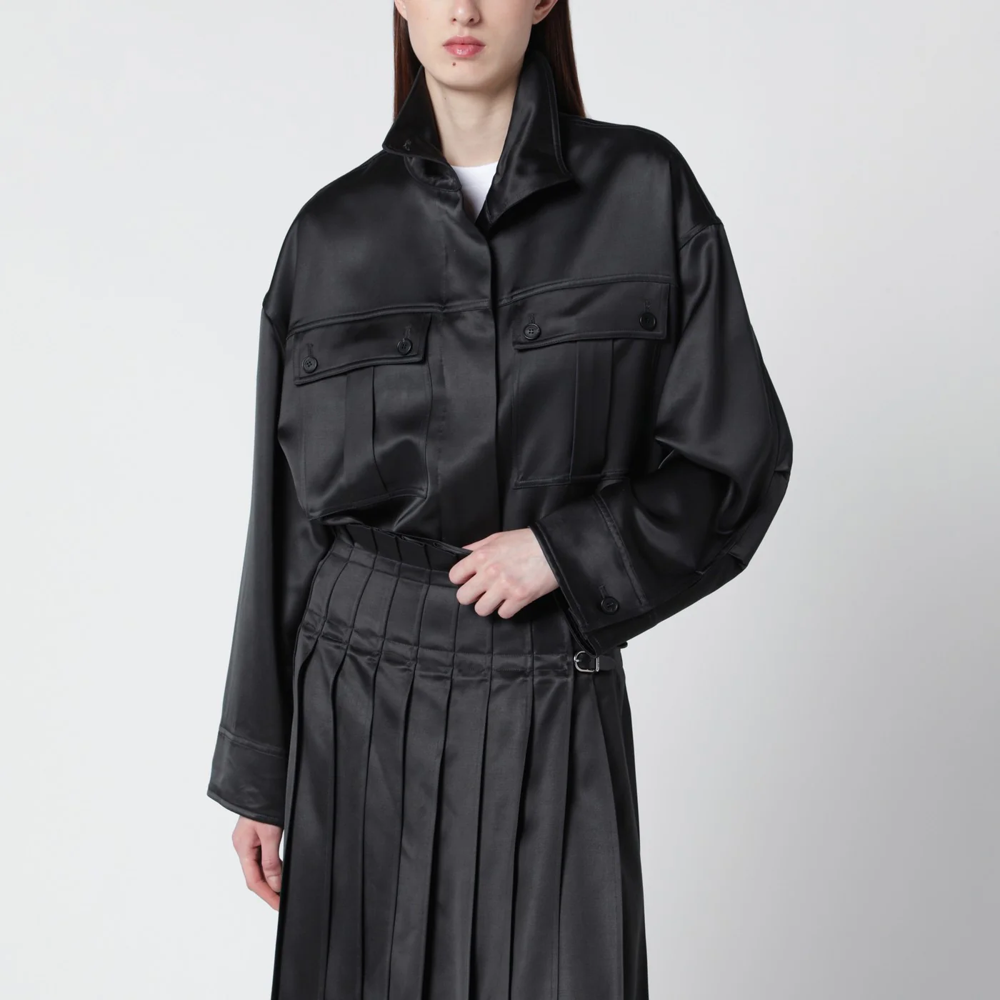 두라즈이 Dark glossy 자켓 여성 그레이 26SS SS26O01TT0070GR05