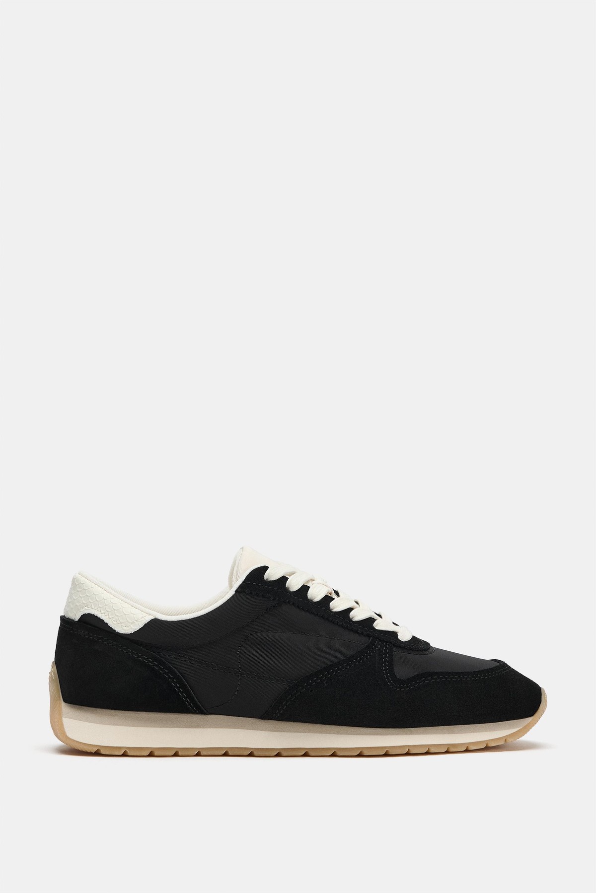 자라 배색 레트로 러닝 스니커즈 5030/810/800 BLACK
