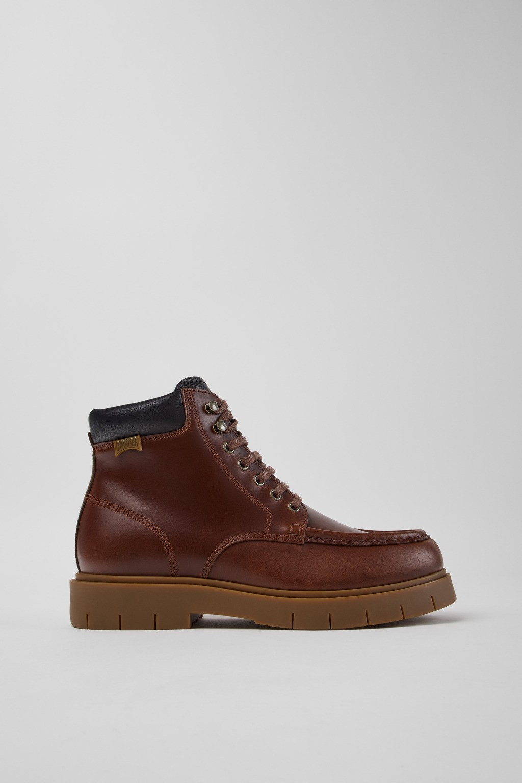 캠퍼 레이스업 레더 앵클 워커 부츠 K300553-001 BROWN