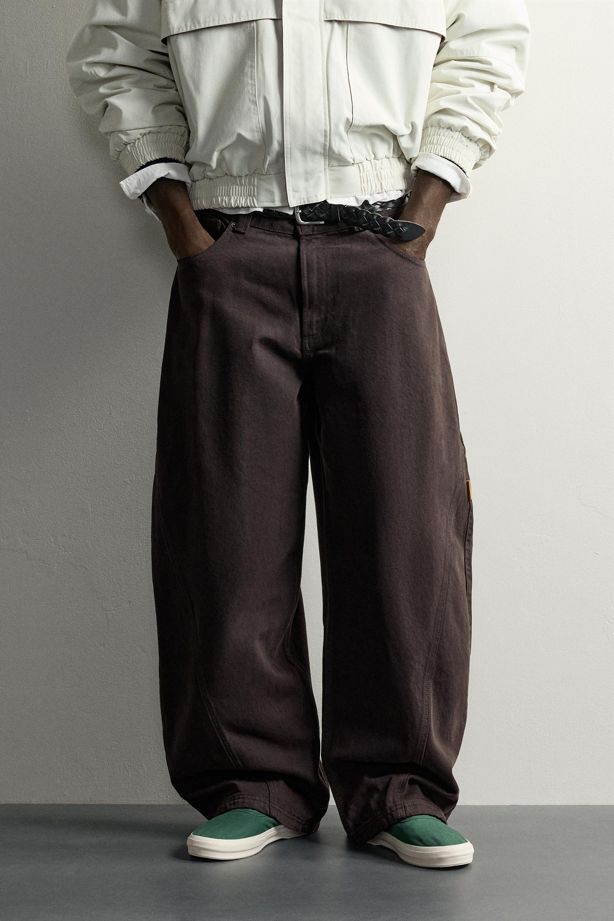 자라 벌룬핏 커브드 워싱 코튼 팬츠 0108/327/700 BROWN
