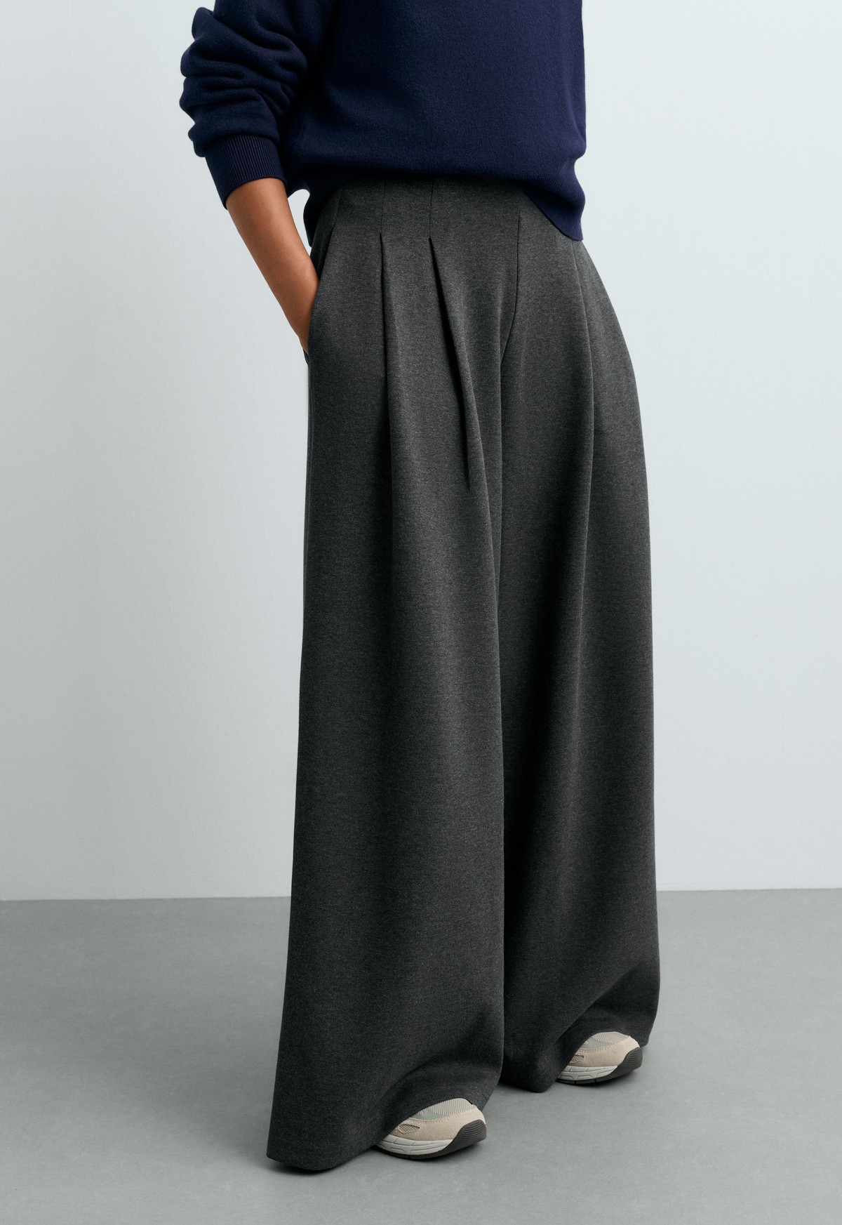 오이쇼 피케 코튼 플리츠 와이드 팬츠 5697/935/816 DARK GREY