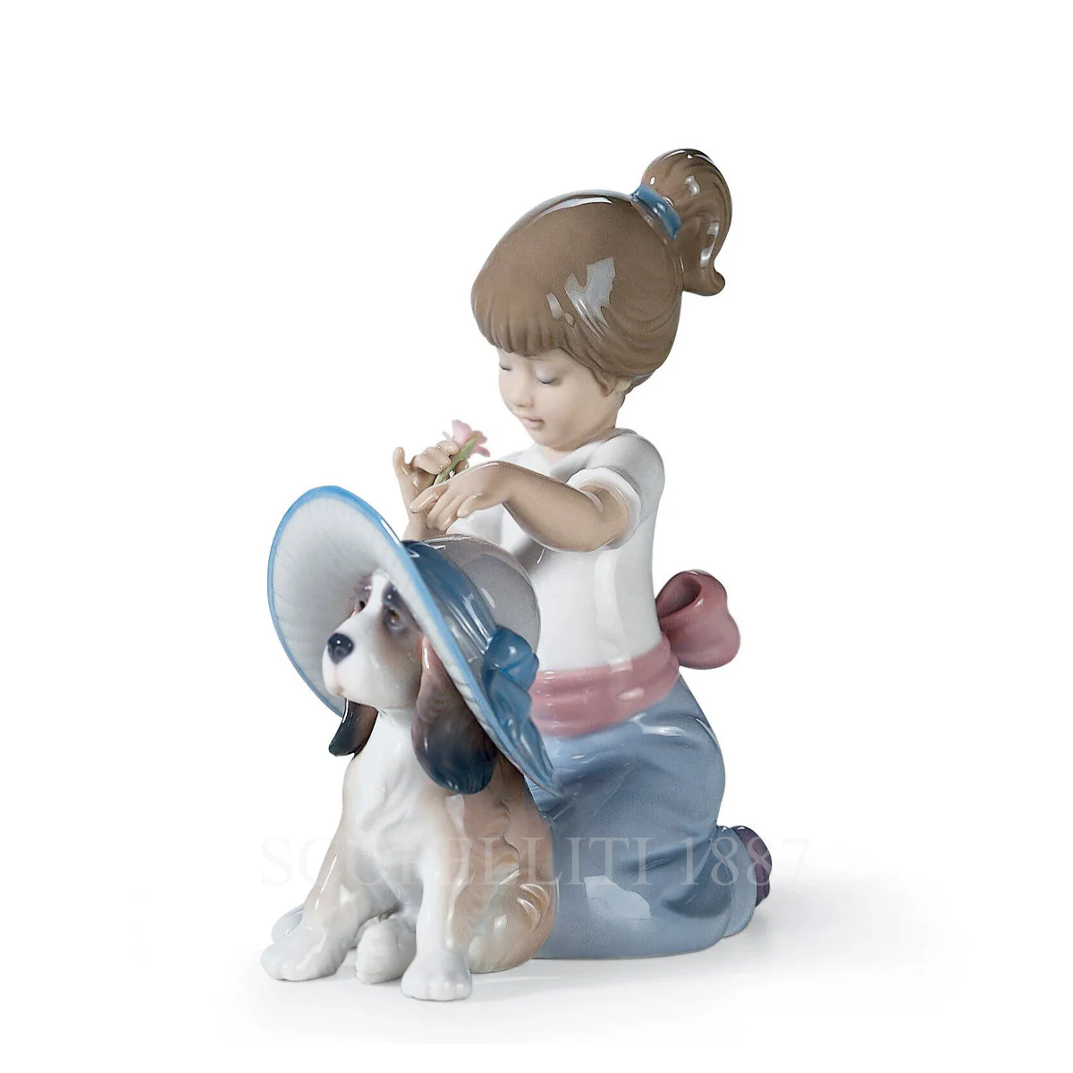 야드로 Lladró An Elegant Touch Girl Figurine 1006862