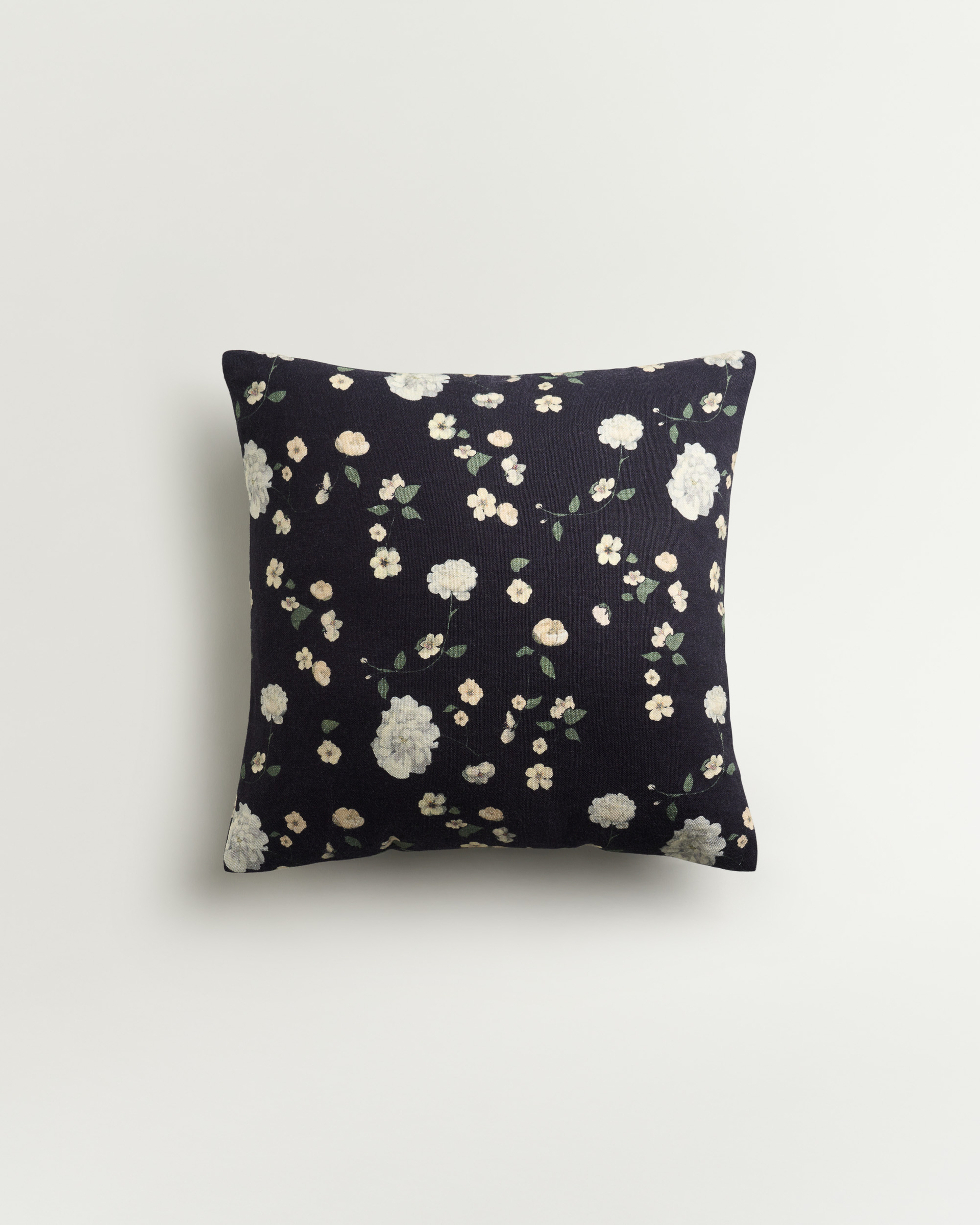 Nordic Knots Honey Rose Midnight 00271