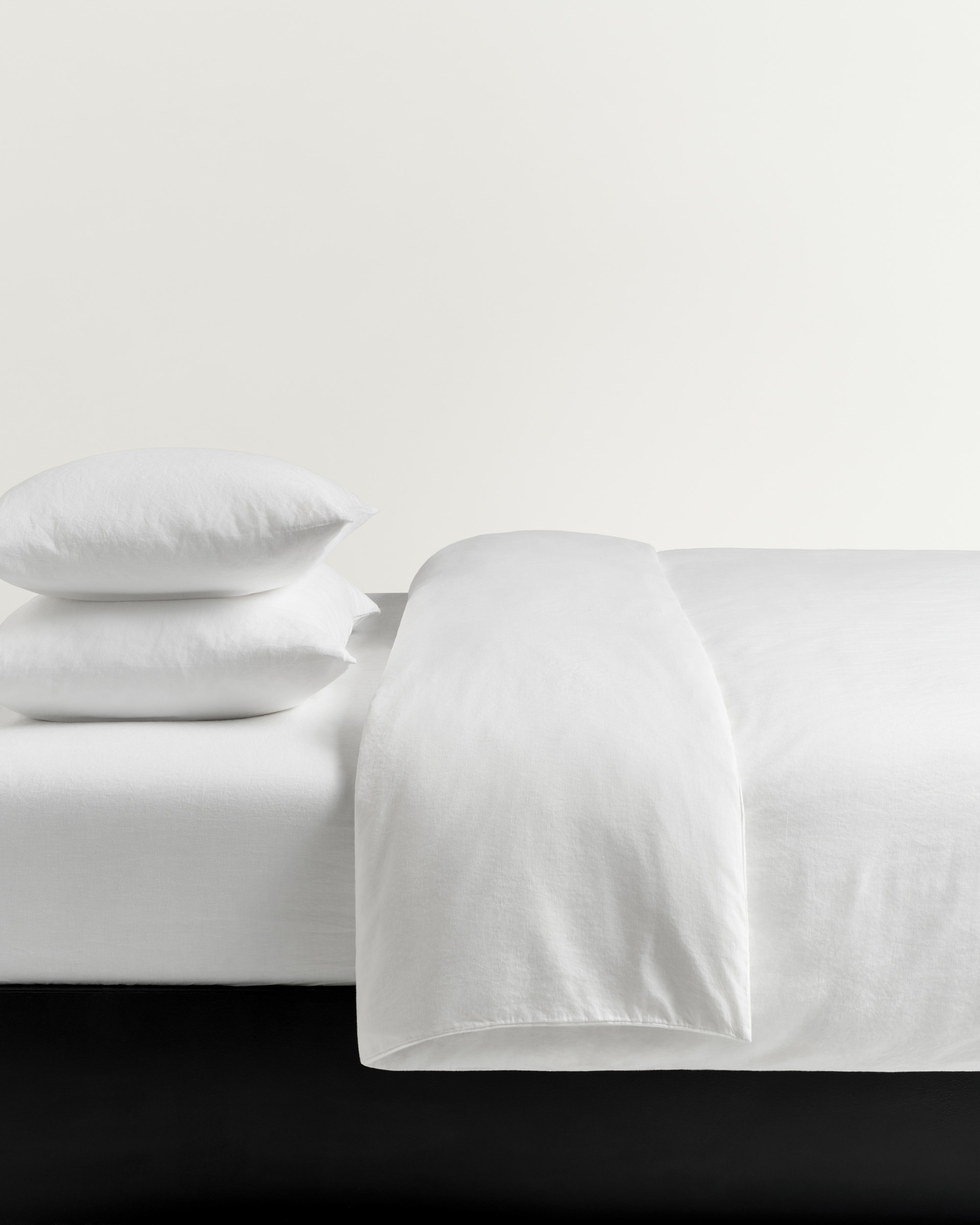 Nordic Knots Linen Blend Duvet Cover Set (3 pcs) Crisp White 00296 1/2