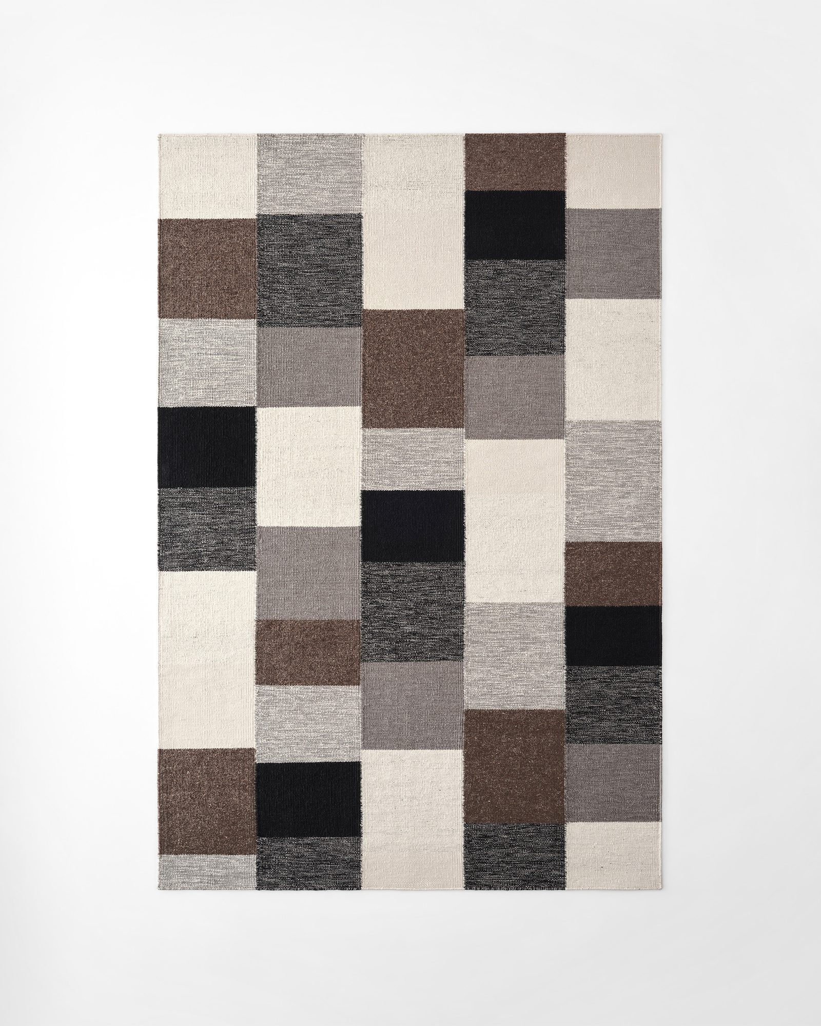 Nordic Knots Patchwork 02 Black 00332 1/2