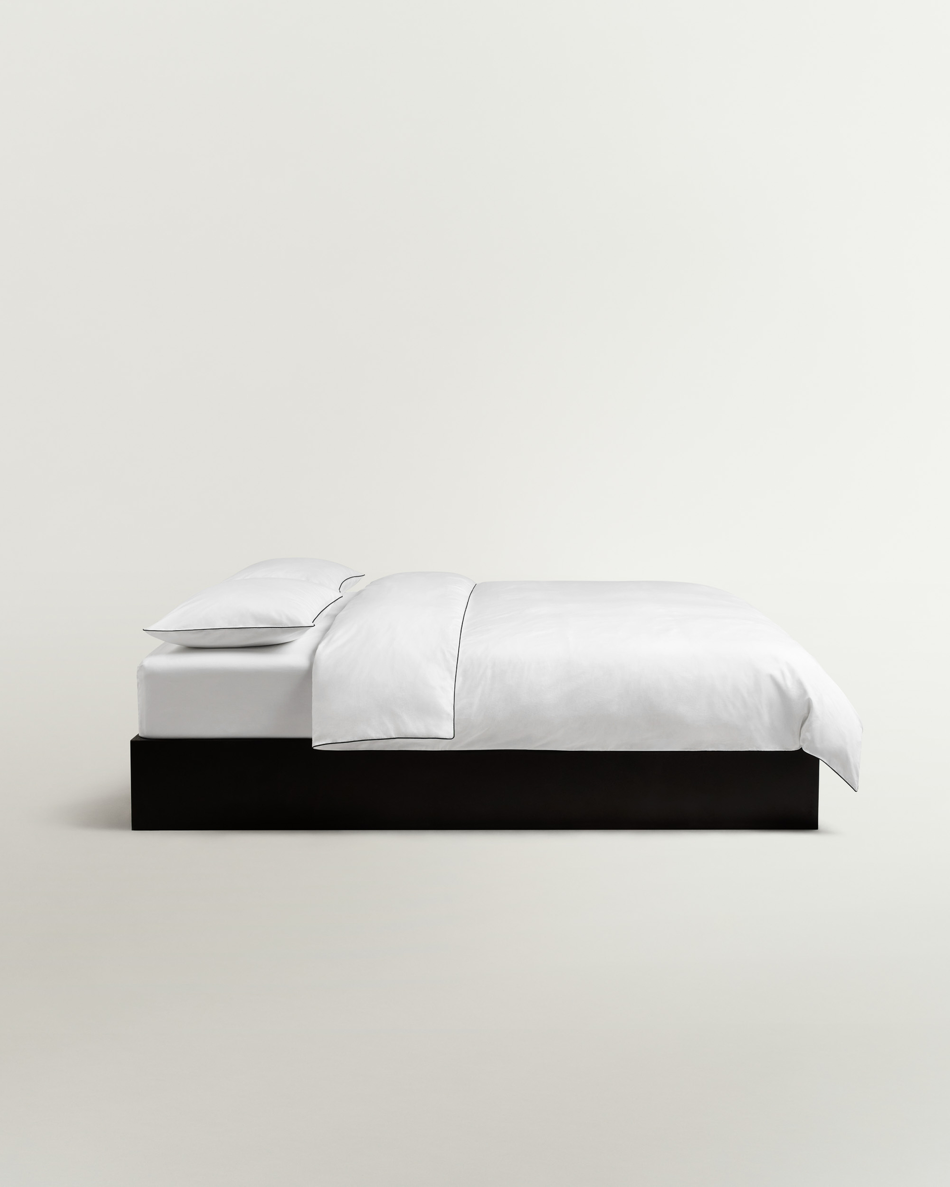 Nordic Knots Percale Duvet Cover Crisp White/Black 00334 2/2