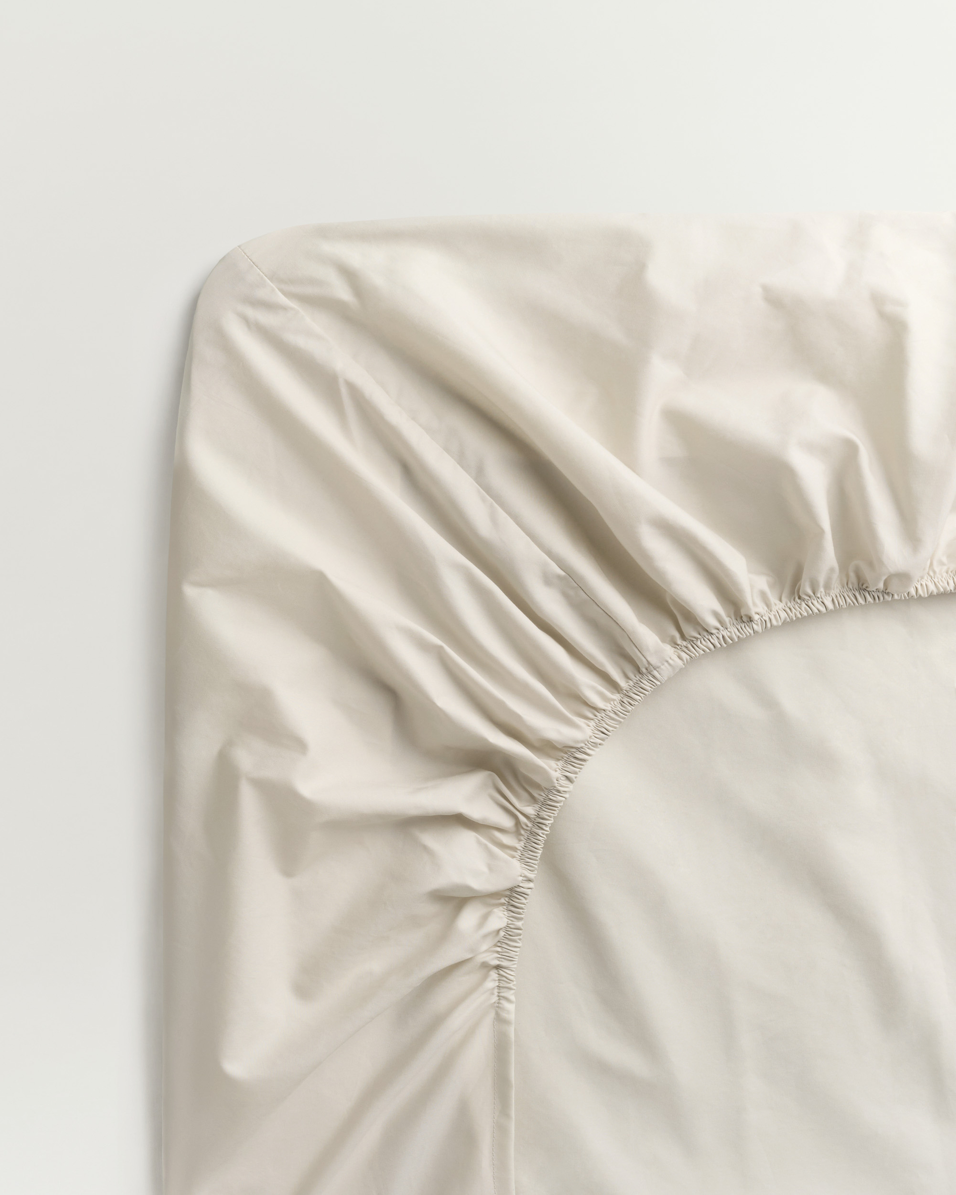 Nordic Knots Percale Fitted Sheet Sand 00343 1/2
