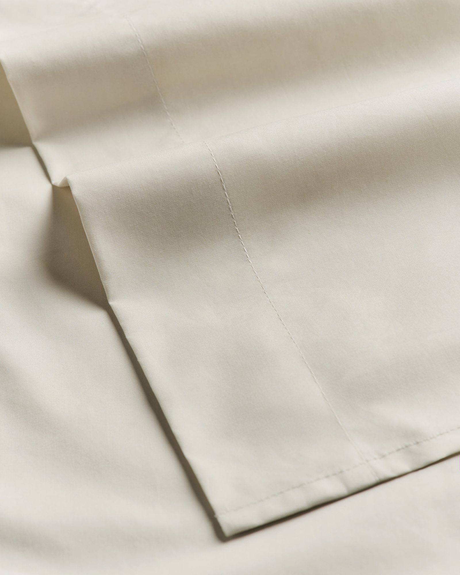 Nordic Knots Percale Flat Sheet Sand 00346 2/2