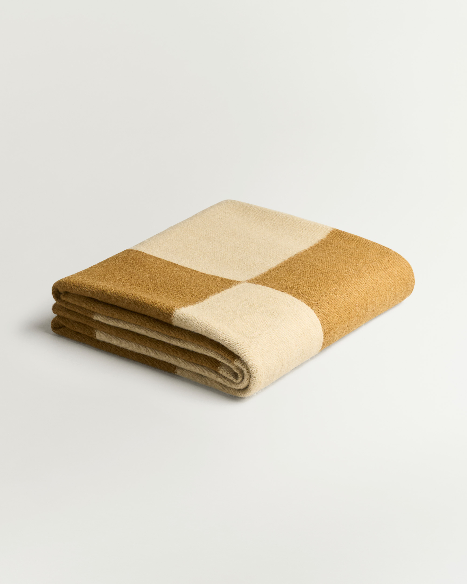 Nordic Knots Square Kilim Leo 00418 1/2