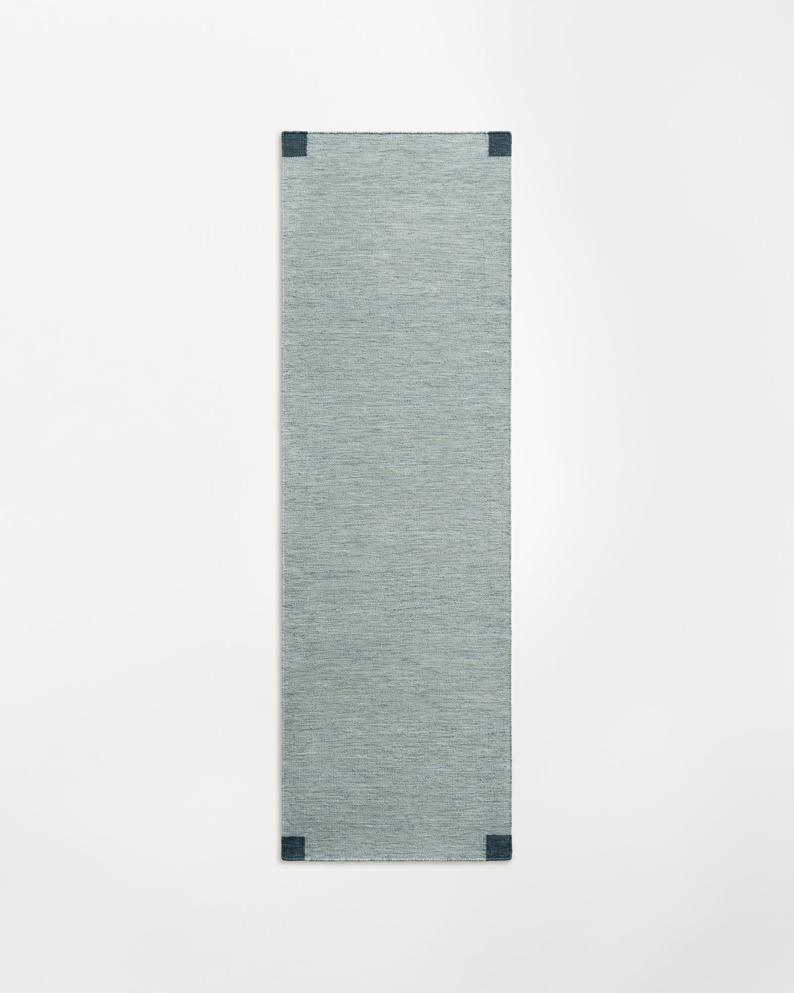 Nordic Knots Tradition Solid Runner Blue 00500 1/2