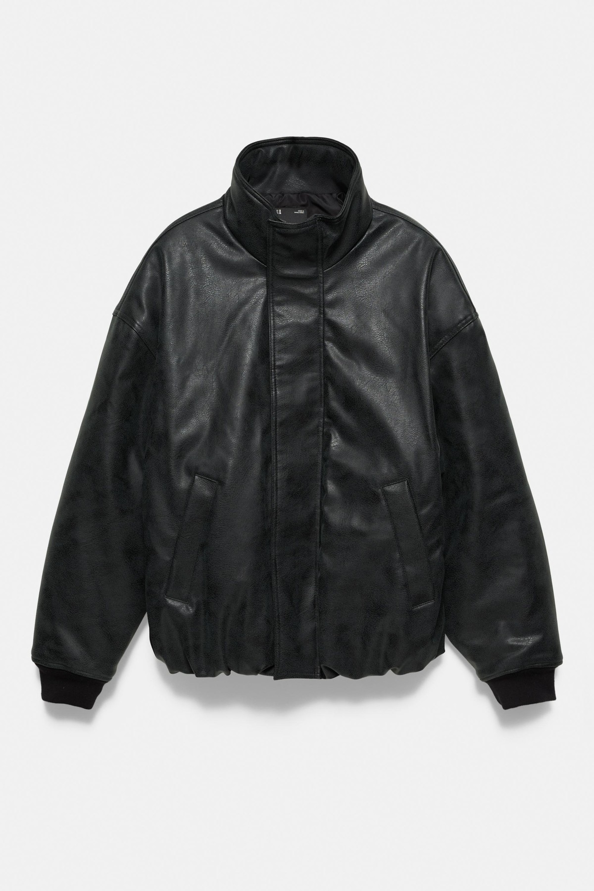 풀앤베어 가죽 이펙트 하이넥 재킷 7721/504 BLACK
