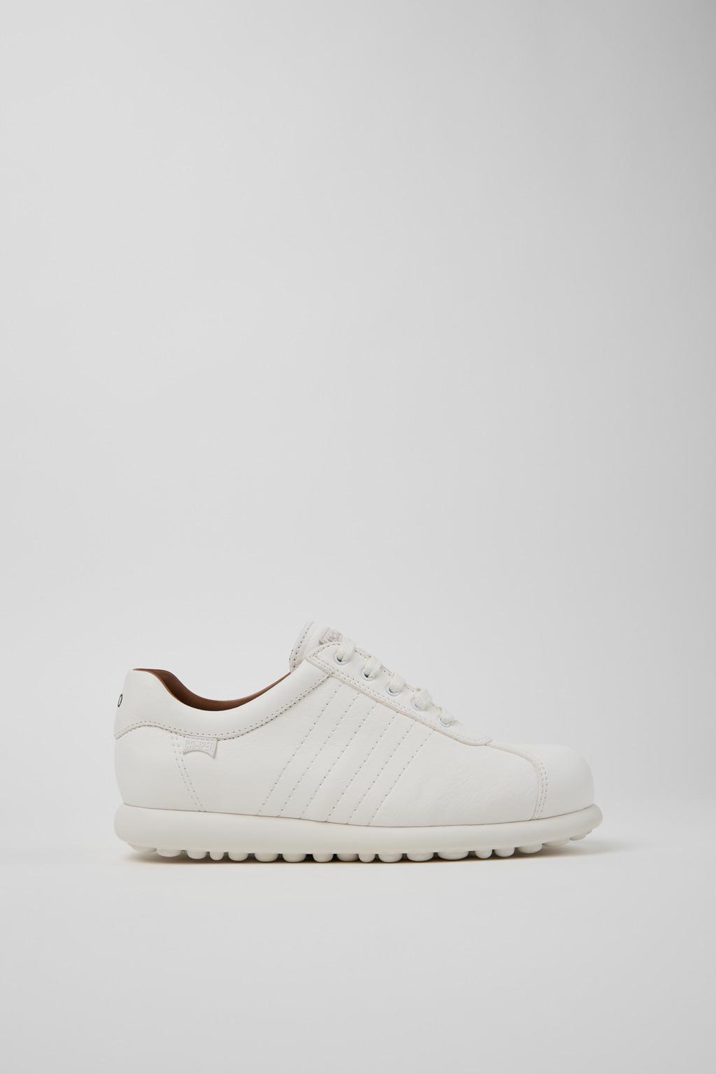 캠퍼 화이트 레더 베이직 스니커즈 Pelotas 27205-315 WHITE