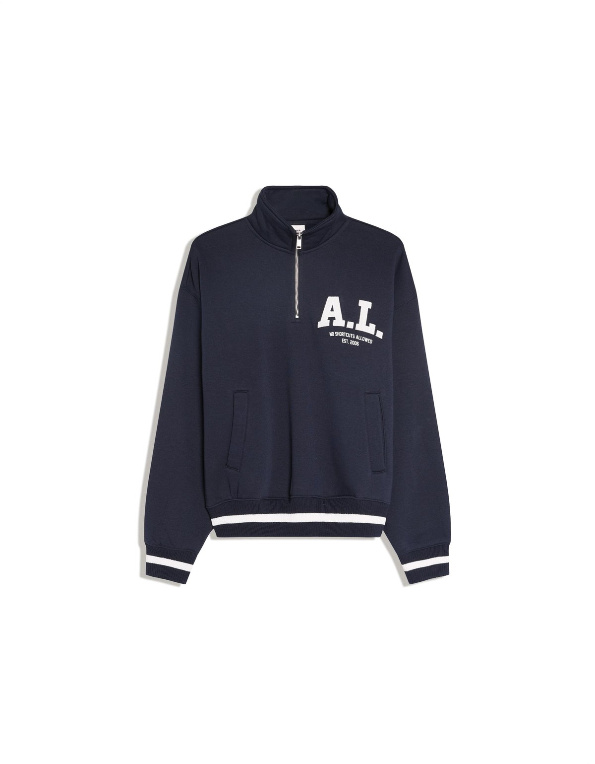 버쉬카 패치 그래픽 하프집업 맨투맨 3398/260 NAVY