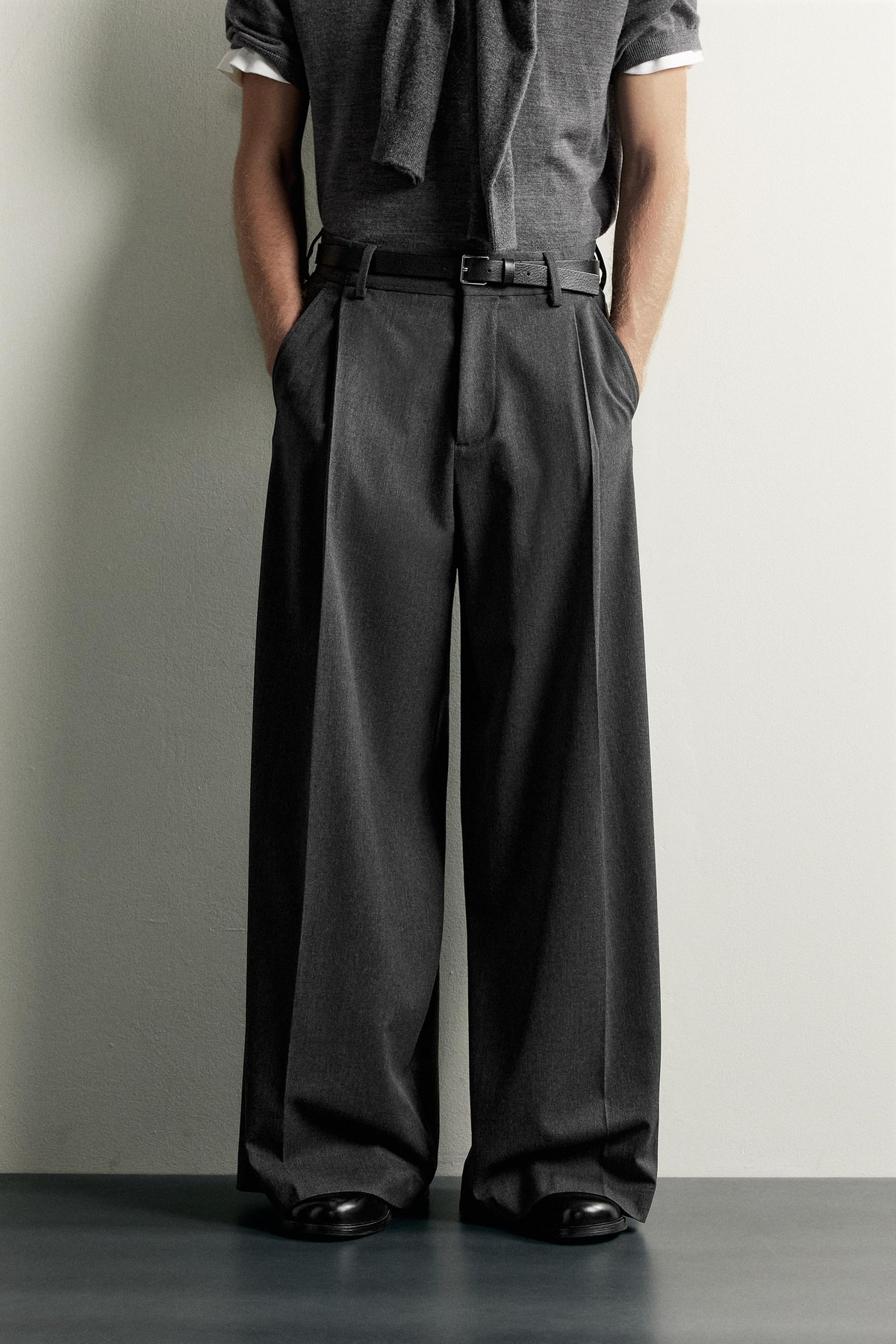 자라 하이라이즈 플리츠 와이드 팬츠 4194/330/801 ANTHRACITE GREY