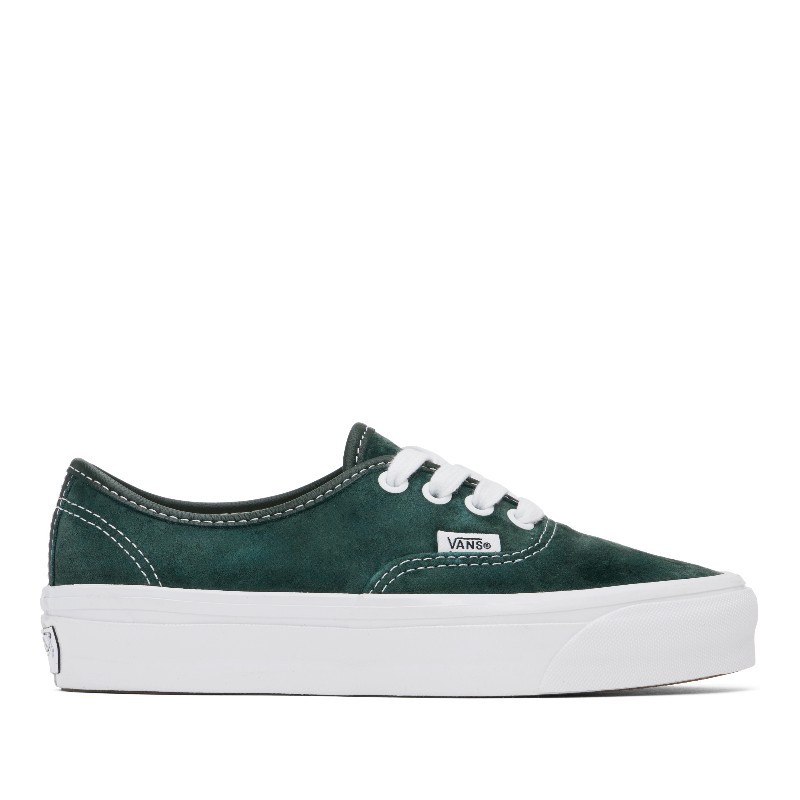 그린 프리미엄 어센틱 44 스웨이드 스니커즈 VN0007QZPRM1 Pig Suede Scarab
