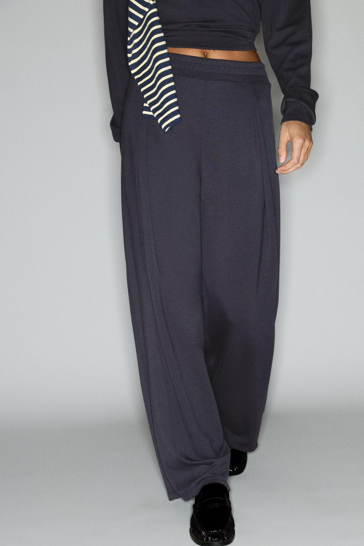 풀앤베어 와이드핏 다트 조거 팬츠 7670/386 ANTHRACITE GREY