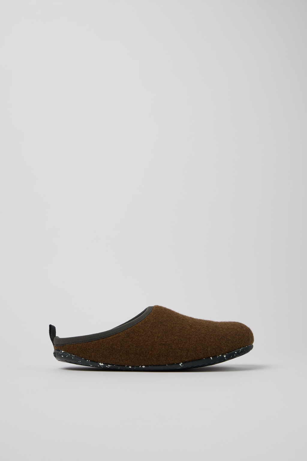 캠퍼 Wabi 펠트 홈 슬리퍼 20889-147 BROWN