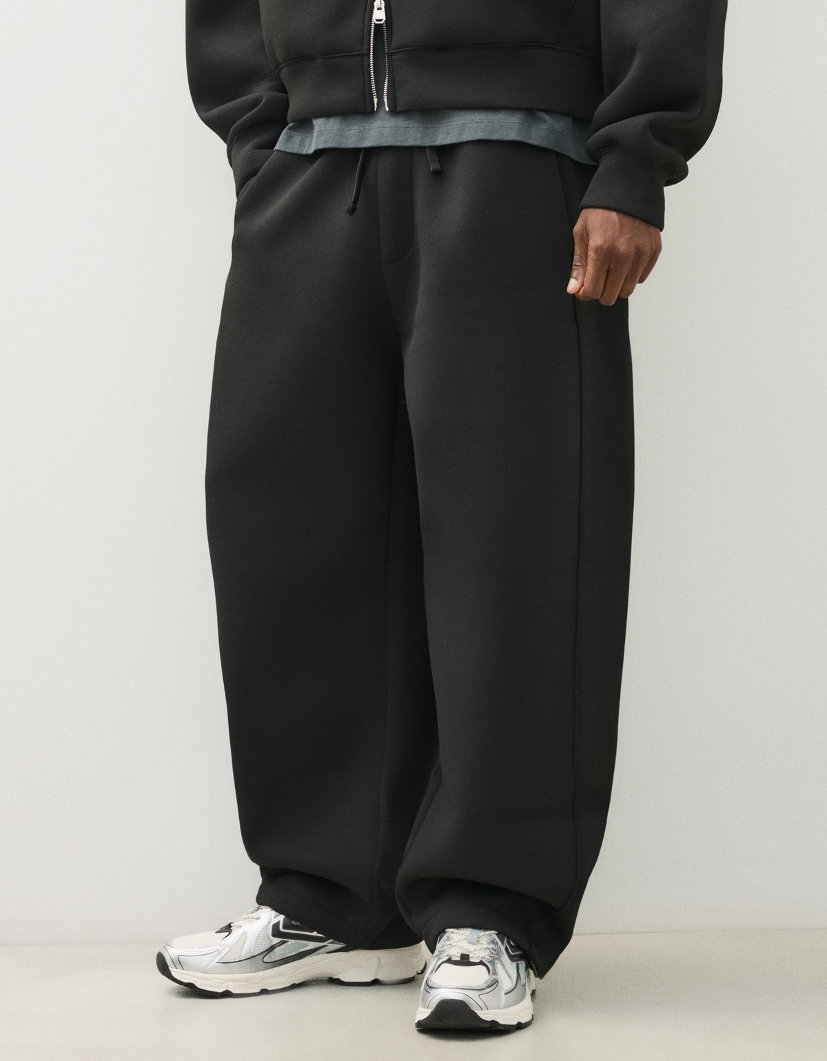 버쉬카 테크니컬 벌룬 와이드 팬츠 2452/727 BLACK