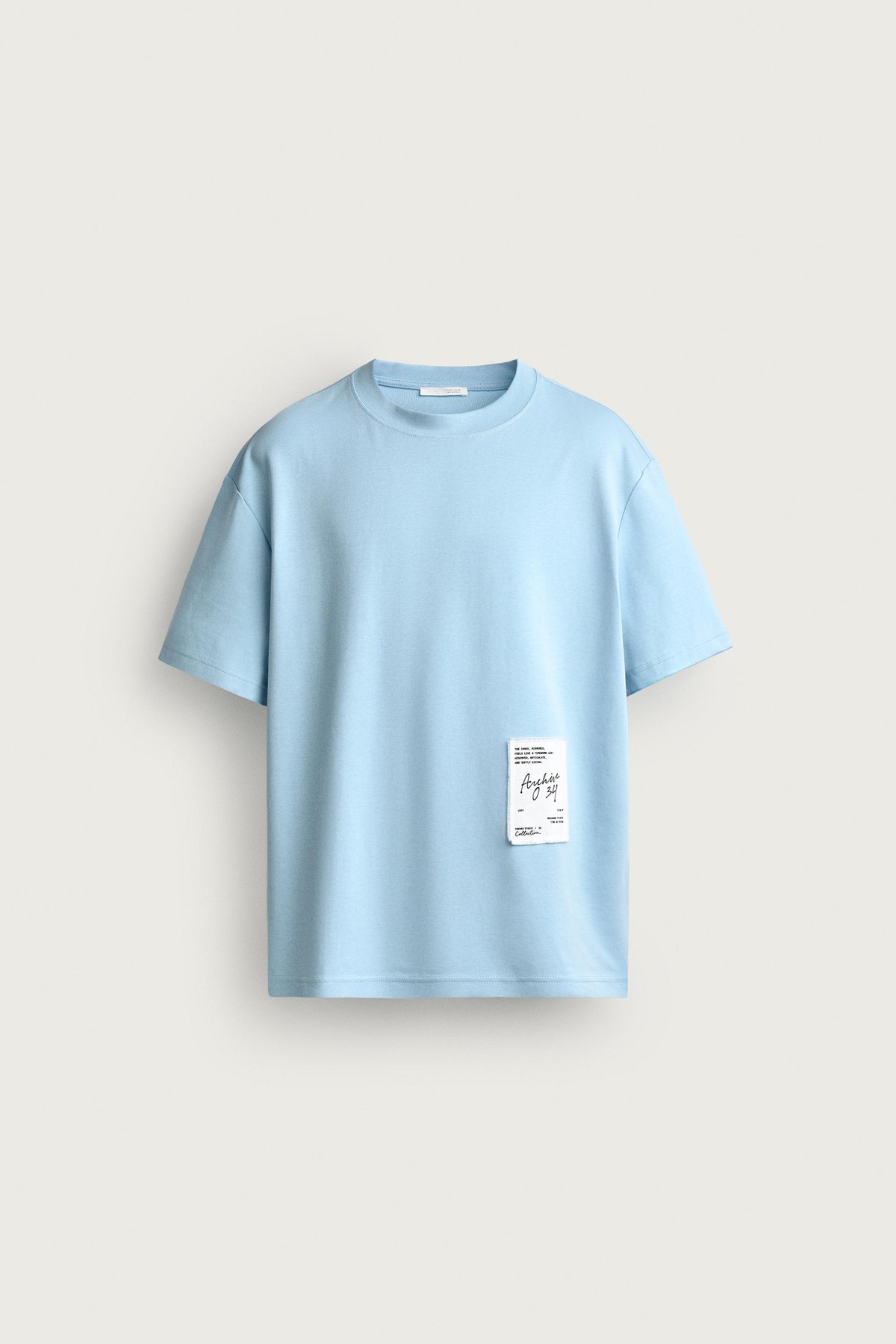 자라 릴렉스핏 패치 라운드넥 반팔 티셔츠 5584/421/406 LIGHT BLUE