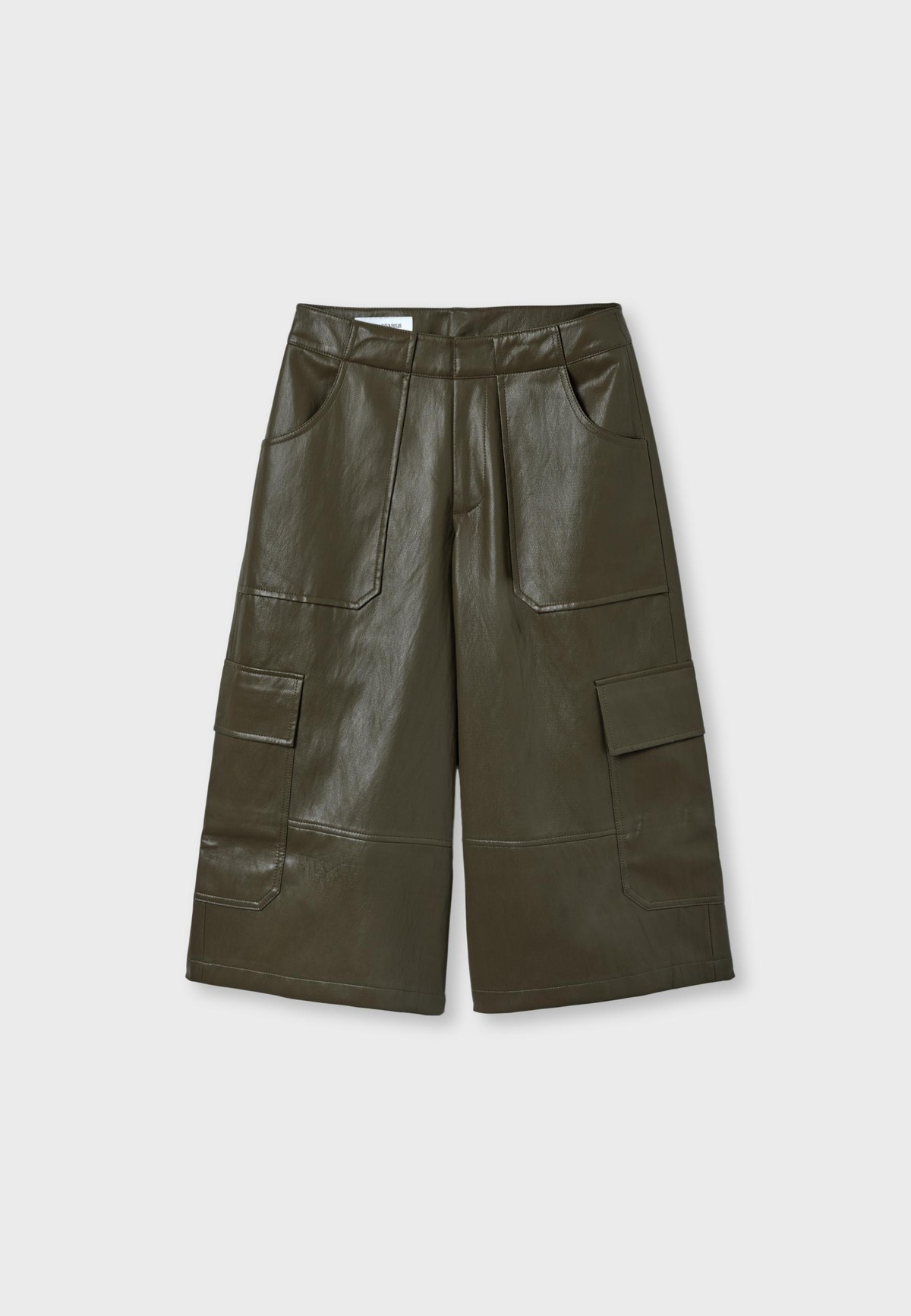 스트라디바리우스 레더 이펙트 카고 버뮤다 팬츠 4914/288/550 KHAKI