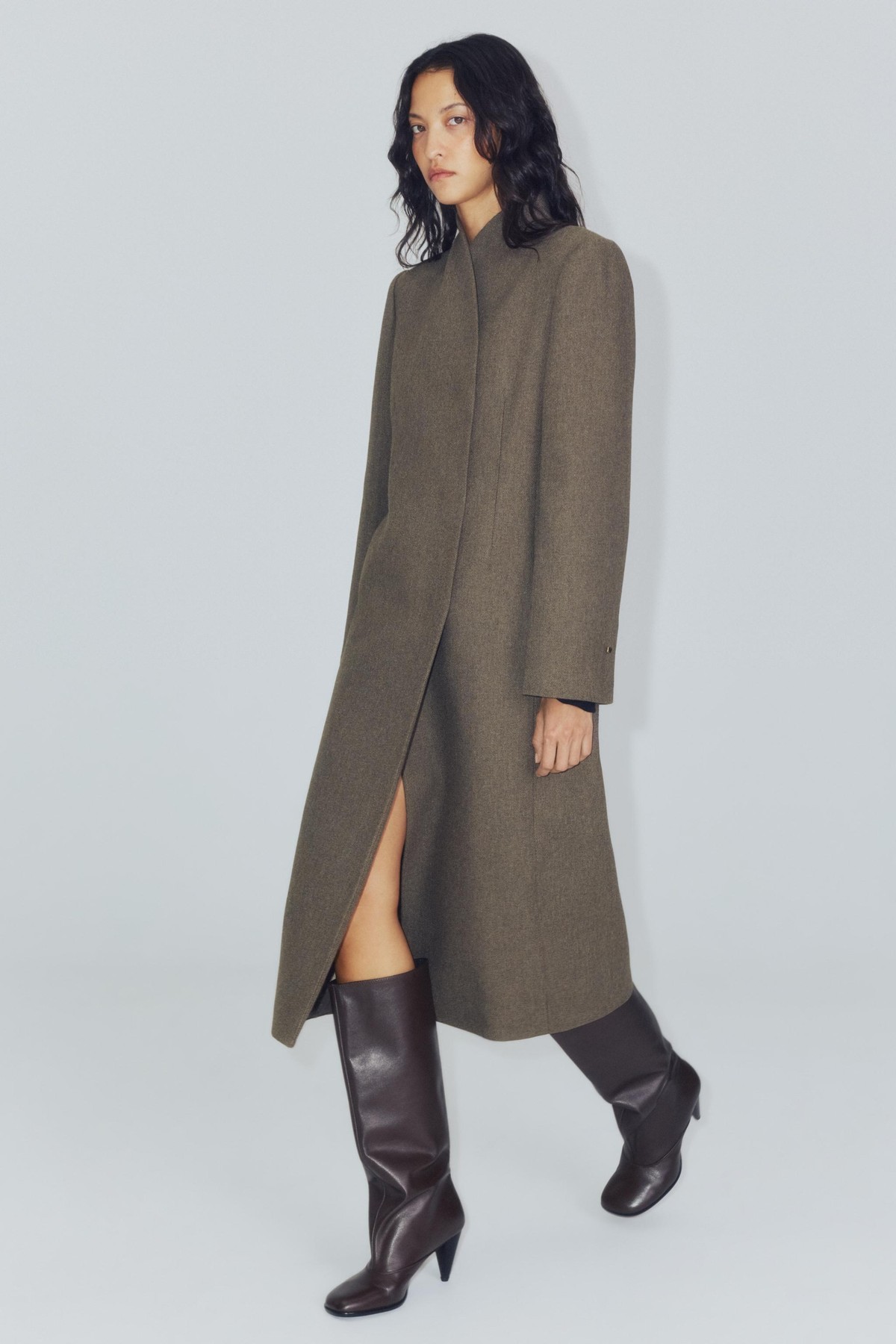 자라 하이넥 울 혼방 롱 코트 3736/246/737 BROWN / TAUPE