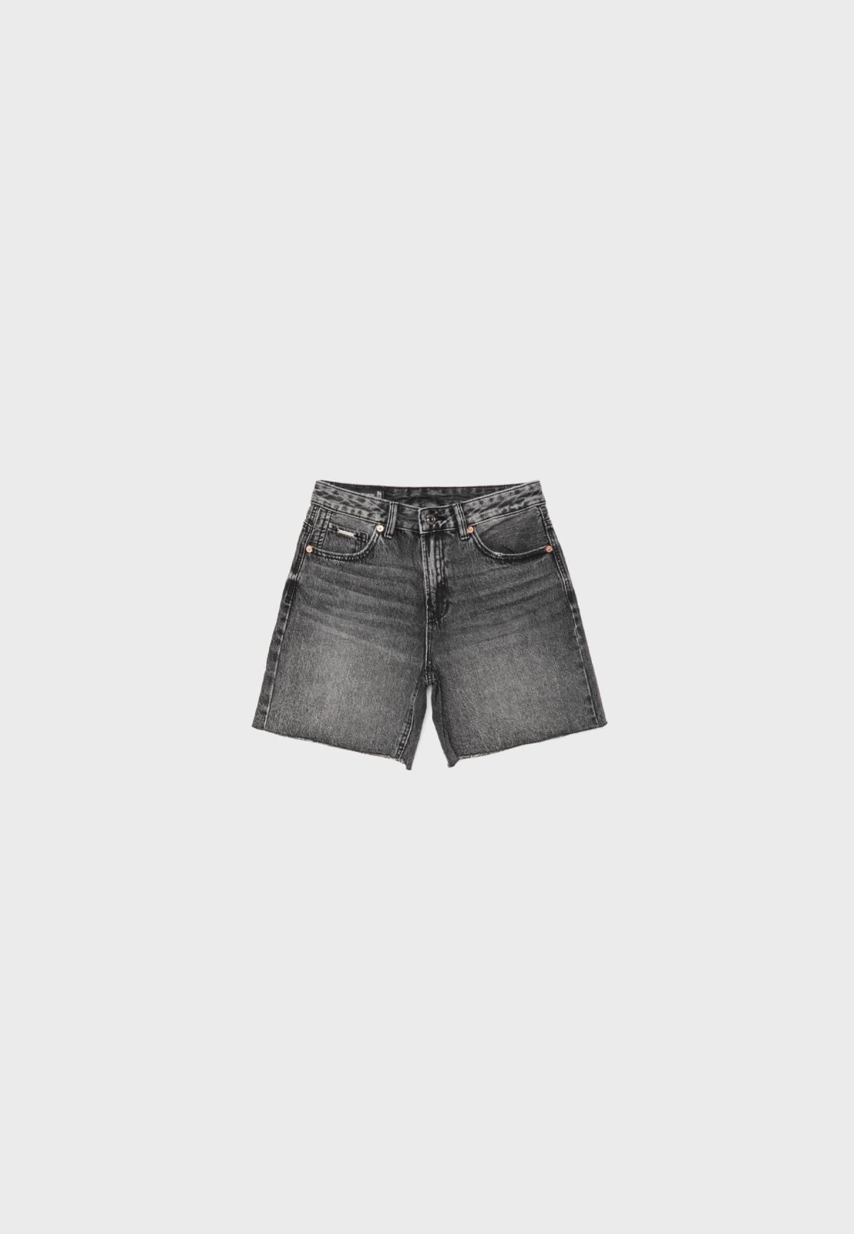 스트라디바리우스 하이웨이스트 데님 반바지 1364/425/709 WASHED BLACK