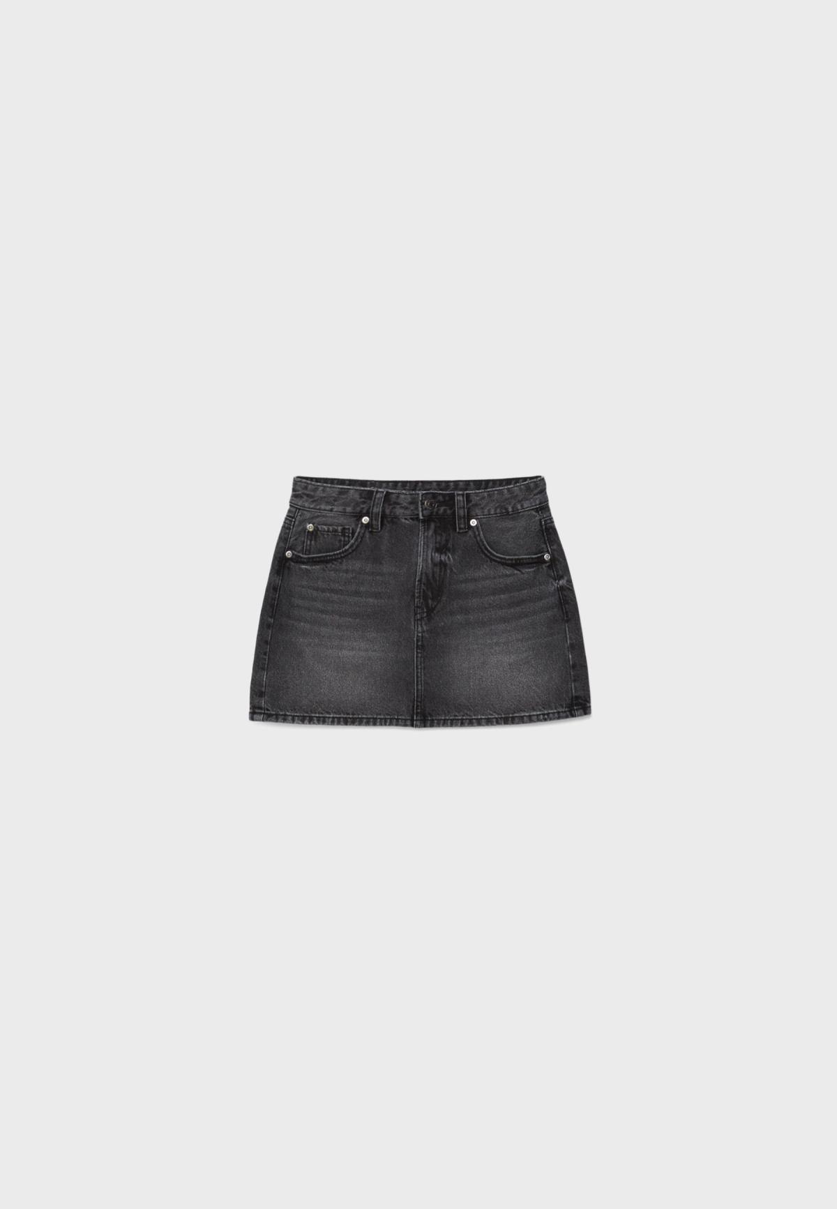 스트라디바리우스 베이직 데님 미니 스커트 1303/564/709 WASHED BLACK
