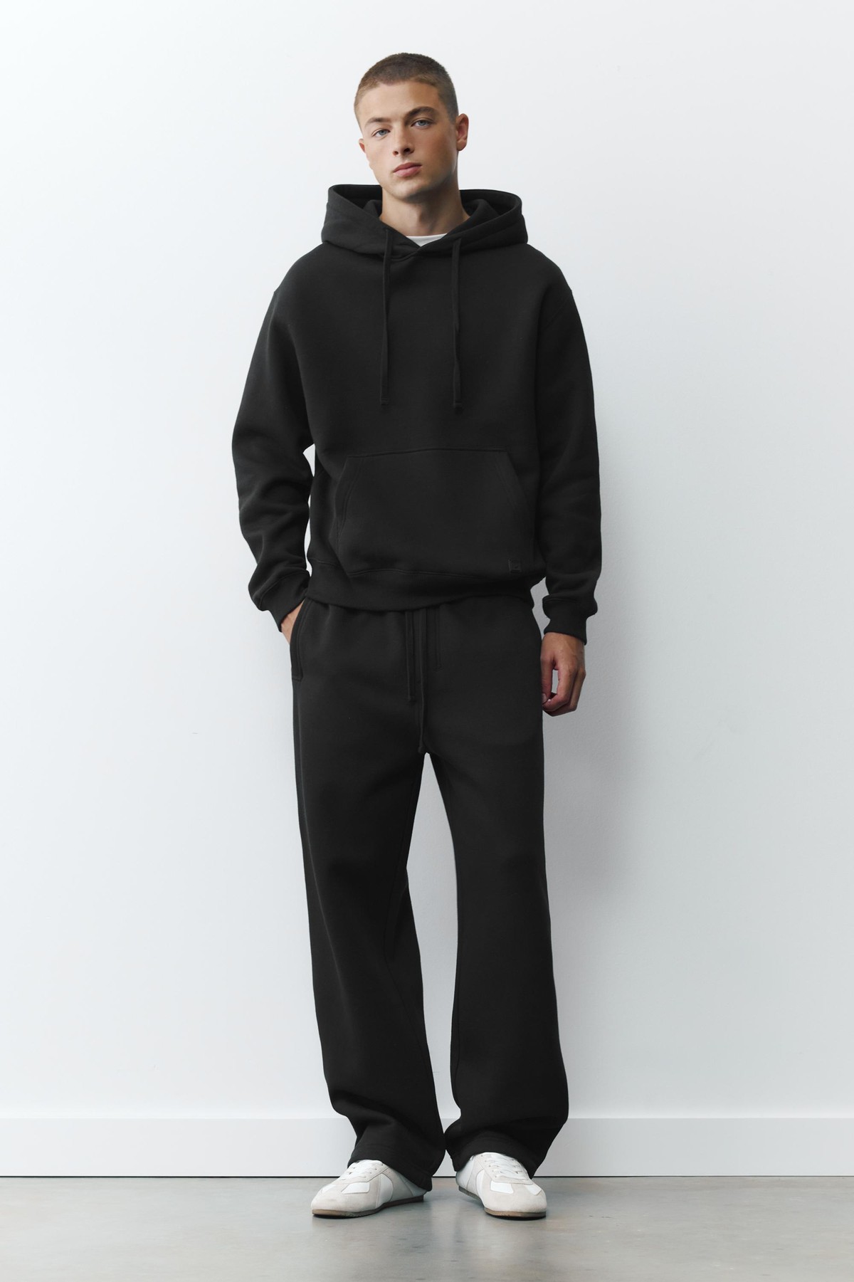 풀앤베어 후드 조거 트레이닝 셋업 7551/908 BLACK