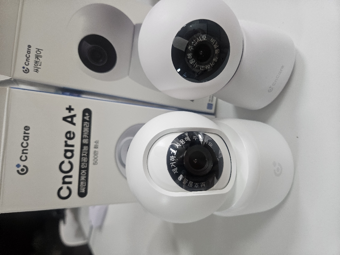 [1+1 교차구성] 홈캠 400만화소 &amp; A+ 500만화소 국산서버홈캠 가정용CCTV 홈카메라 아기 강아지 리뷰