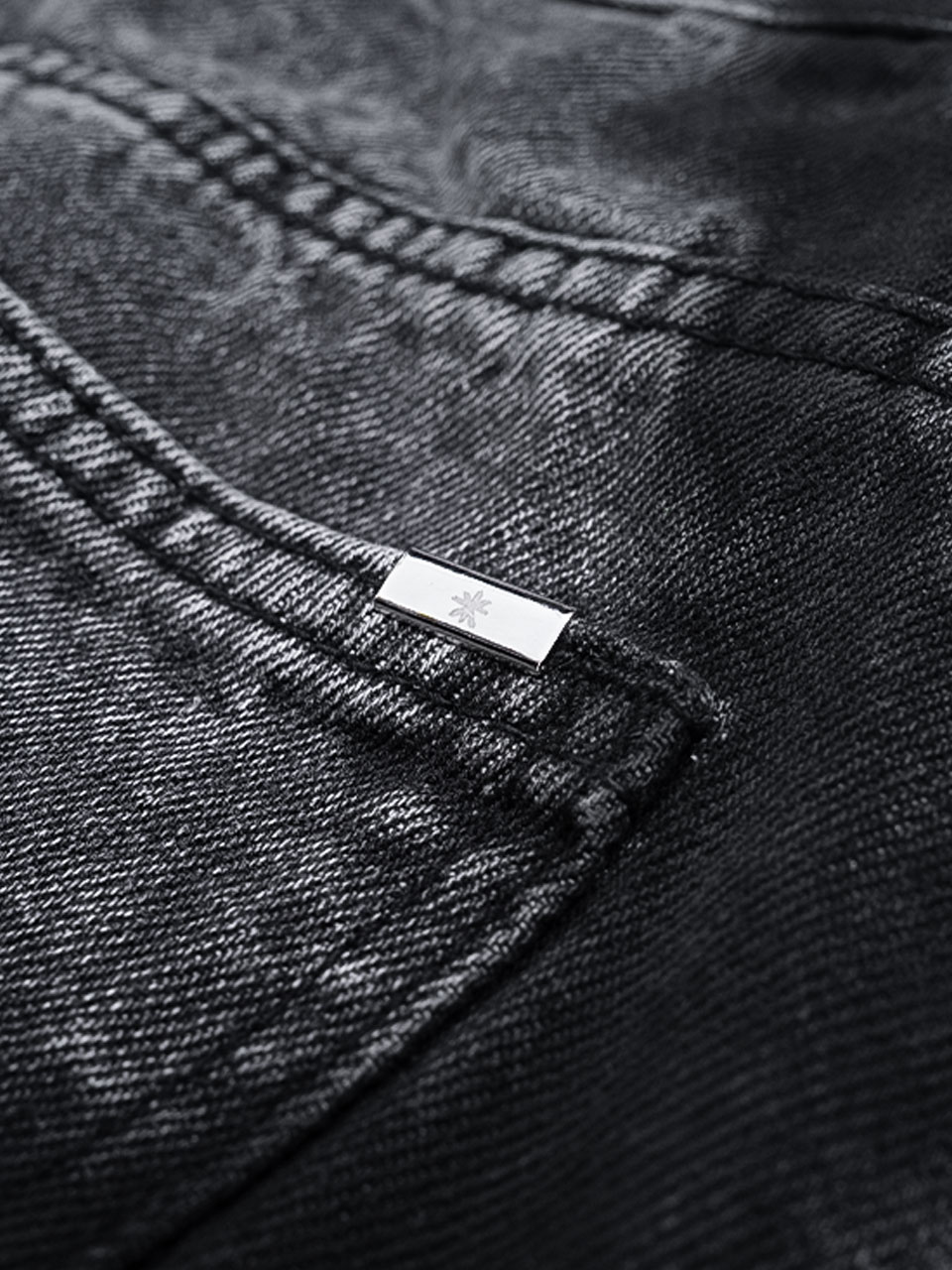 BLACKBLONDのBBD Side Sprayed Custom Denim Pants 全3色 BLACKBLONDのBBD Side Sprayed Custom Denim Pants 全3色